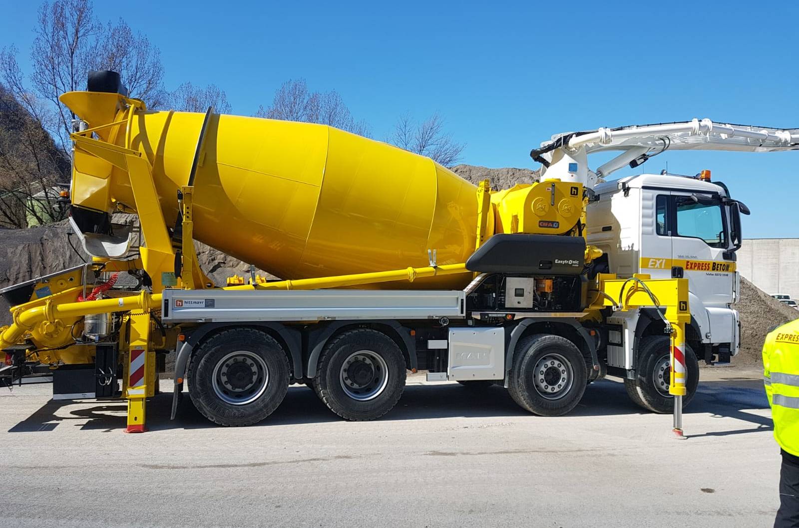 Fahrmischerpumpe 28m 1